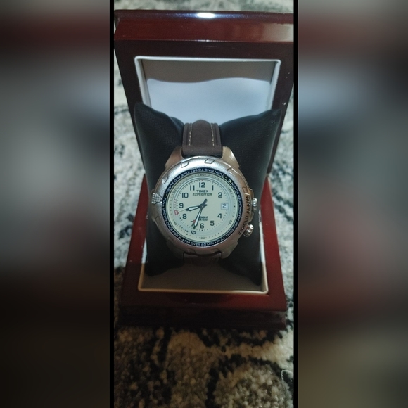 Timex Expedition watch - Picture 1 of 5